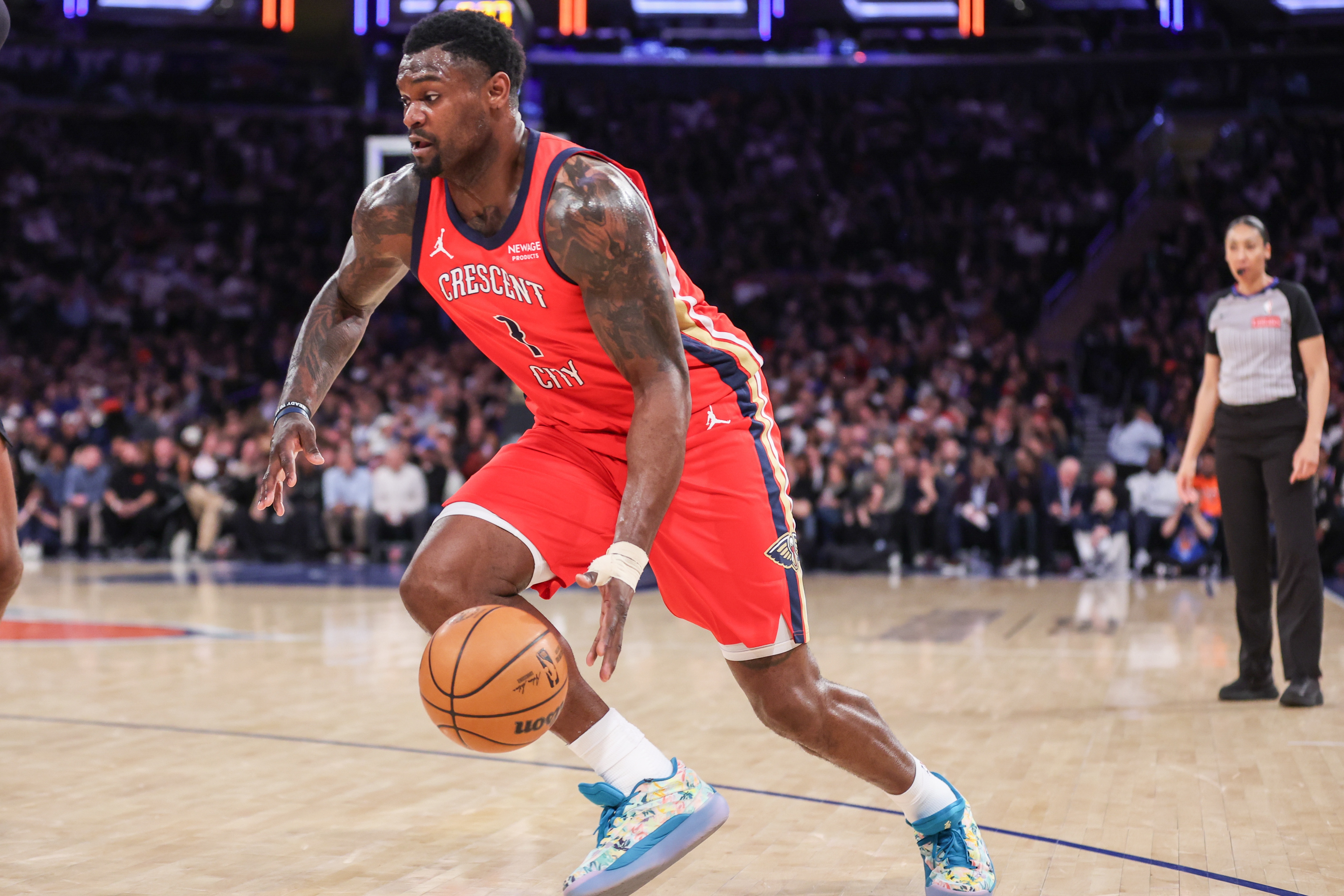 虎扑nba-莫斯利：和锡安打电话能感受到他的激情 今年他将取得更大的进步